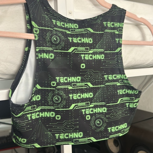 Techno Cropped Top - Picture 5 of 6